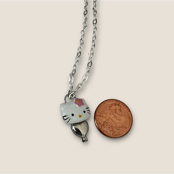 Hello Kitty pendant/Necklace silver tone - Picture 7 of 7